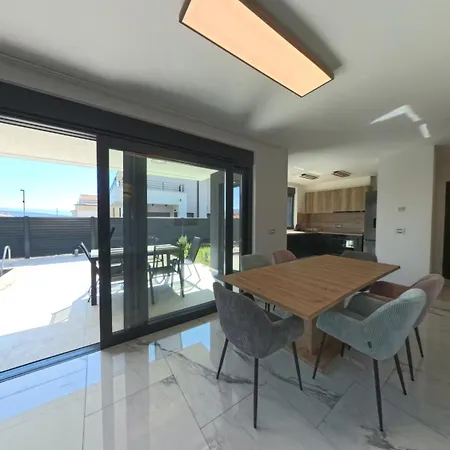 Premium Sun With Private Pool