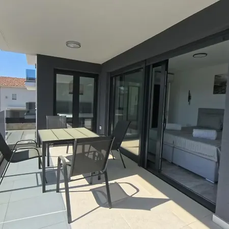 Premium Sun With Private Pool Apartament *