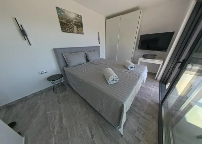 Premium Sun With Private Pool Apartman *